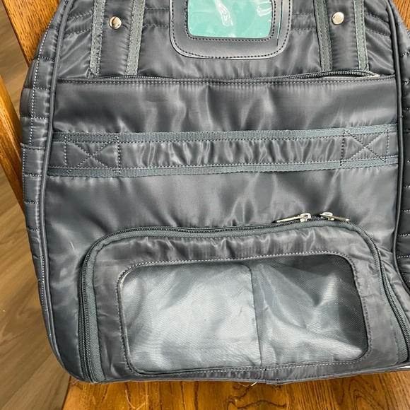 Lug Travel Set - Picture 10 of 13